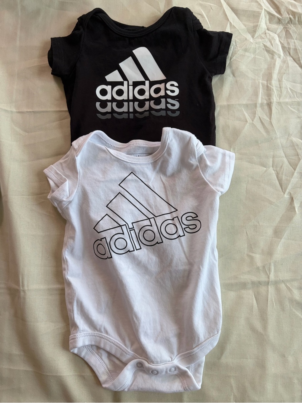 adidas Baby Short-Sleeve Bodysuit Set - Black & White